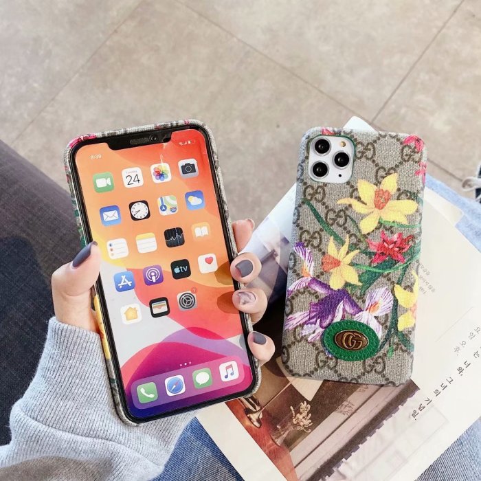 グッチ/Gucci ケース最新全機種11 Pro/11/Xs Max/Xr/XS/iPhone7/7P/8/8P/ 4色