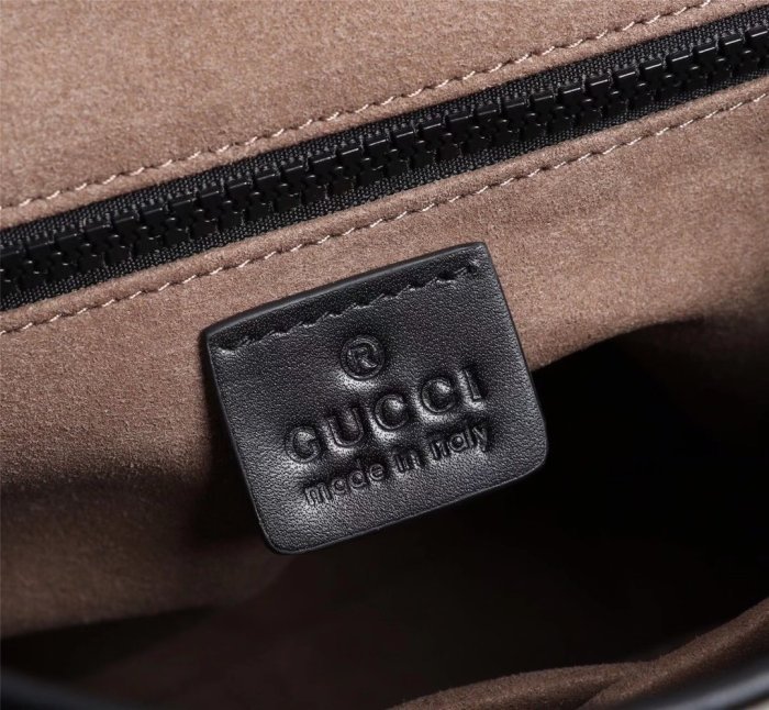 2020SS新作 Gucci グッチ メンズ ショルダーバックスーパーコピー
