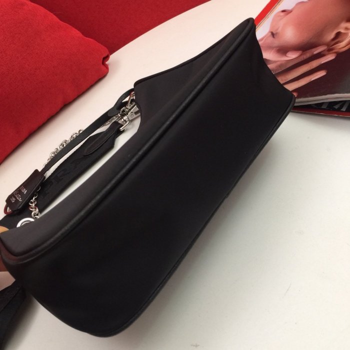 2021SS新作 Prada プラダ レディース ショルダーバックスーパーコピー