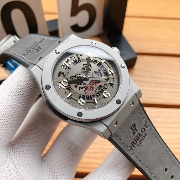 2020SS新作HUBLOT ウブロメンズ時計 スーパーコピー 7色