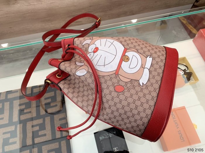 202103SS新作Gucci グッチ レディースショルダーバッグスーパーコピー