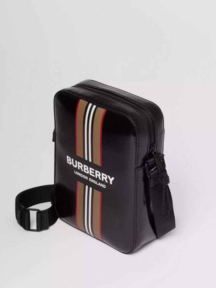 2020SS新作 Burberry バーバリー メンズ ショルダーバック スーパーコピー