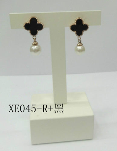 Van Cleef & Arpels ヴァン クリーフ＆アーペル イヤリング ピアス Van-17e