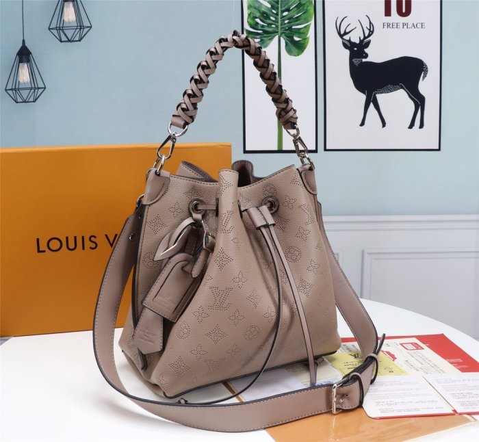 202106SS新作 Louis Vuitton ルイヴィトン レディース ショルダーバック スーパーコピー