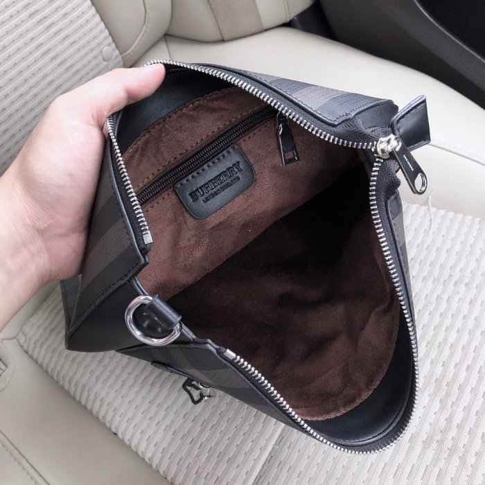 2020SS新作 Burberry バーバリー メンズ ショルダーバック スーパーコピー