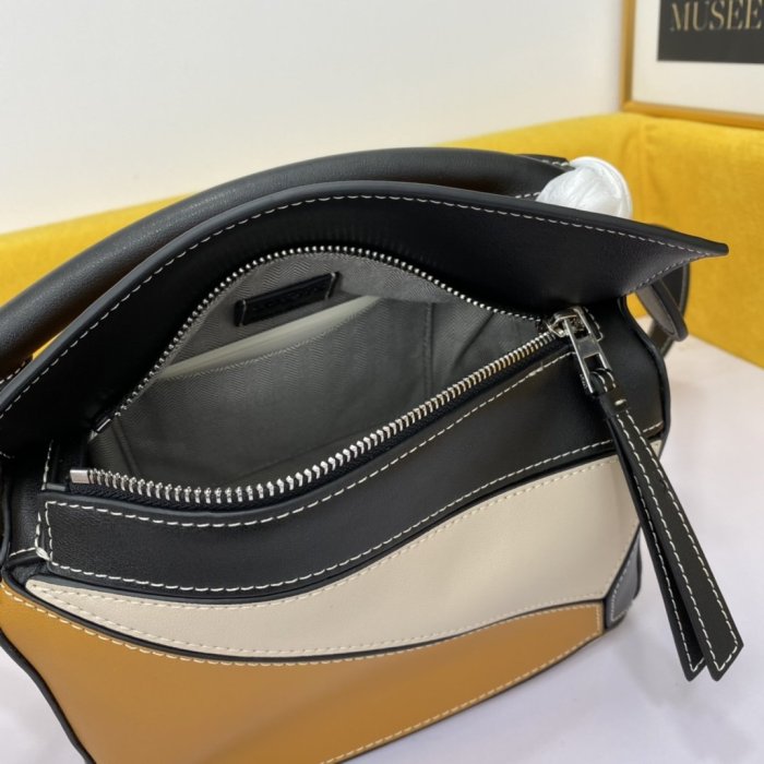202106SS新作 LOEWE ロエベ レディース ショルダーバッグスーパーコピー