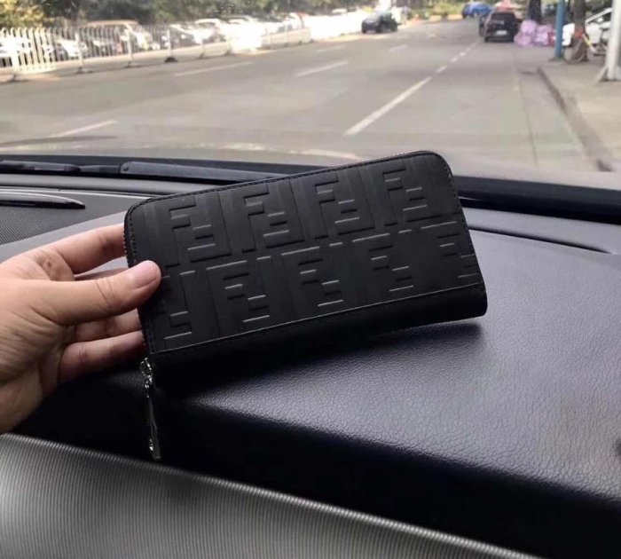 2020SSフェンディ FENDI 新作通販長財布 スーパーコピー