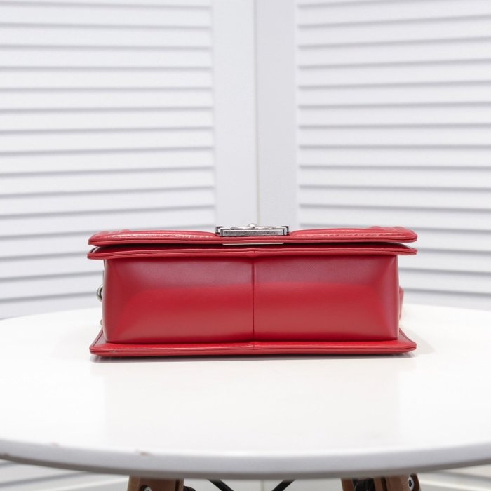 2021SS新作 シャネル Chanel ショルダーバック スーパーコピー