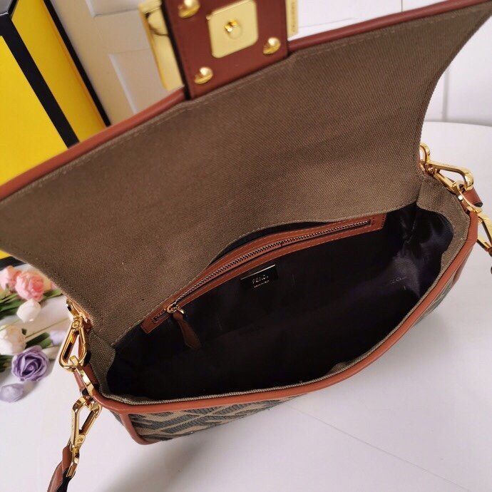 2020SS新作 FENDI フェンディ レディース ショルダーバック スーパーコピー
