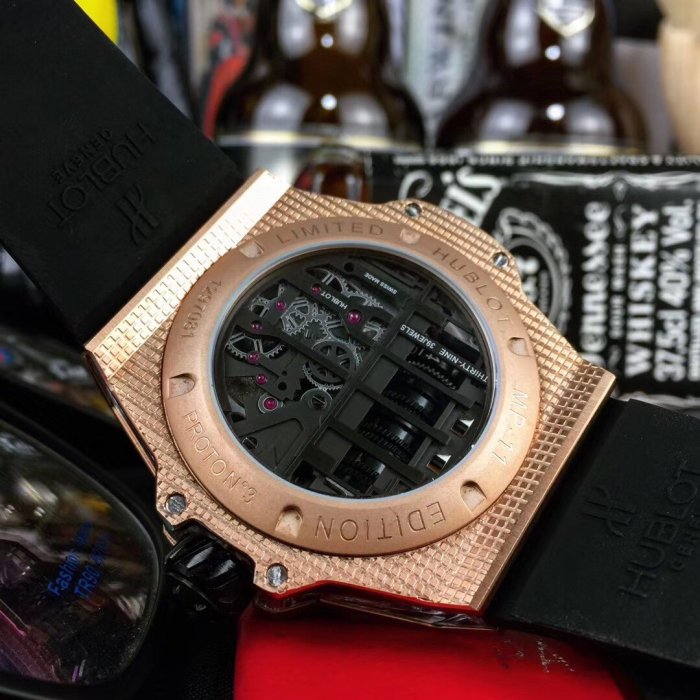 2020SS新作HUBLOT ウブロメンズ時計 スーパーコピー 2色