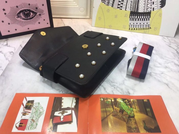 202103SS新作Gucci グッチ レディースショルダーバッグスーパーコピー