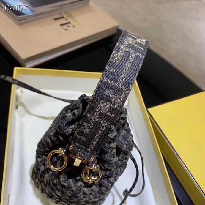 2020SS新作 FENDI フェンディ レディース ショルダーバック スーパーコピー