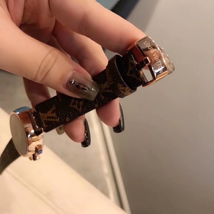 2020SS新作Louis Vuitton ルイヴィトン レディース時計 スーパーコピー