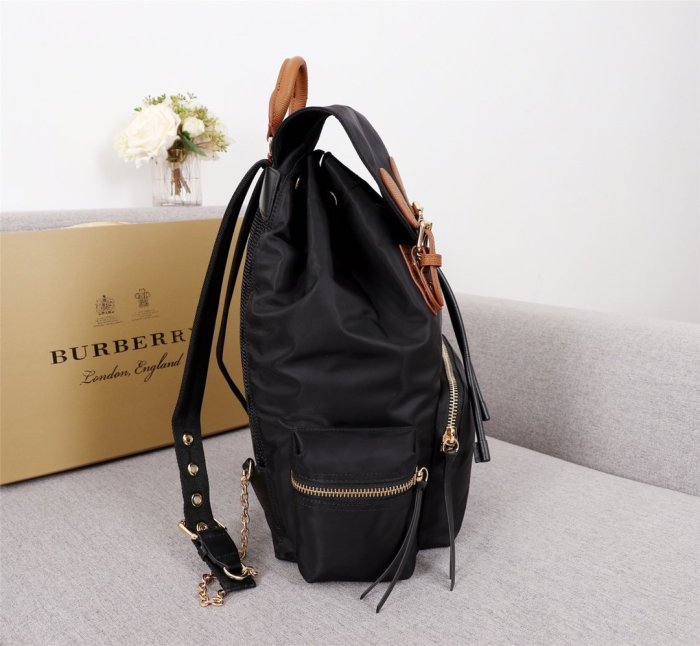 202103SS新作 Burberry バーバリー メンズリュックバックスーパーコピー