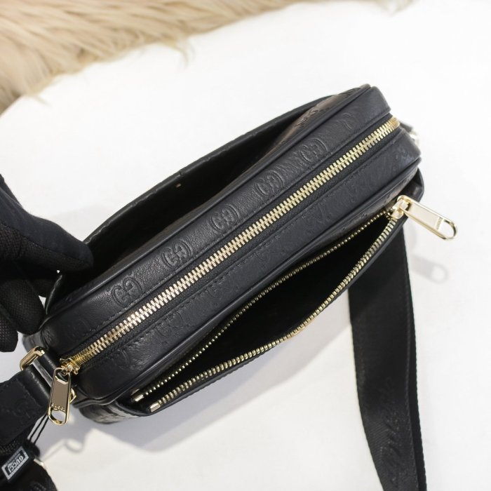 202103SS新作 Gucci グッチ メンズ ショルダーバックスーパーコピー