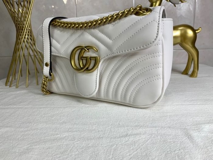 2021SS新作Gucci グッチ レディースショルダーバッグスーパーコピー