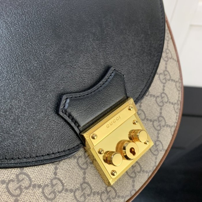 2021SS新作Gucci グッチ レディースショルダーバッグスーパーコピー