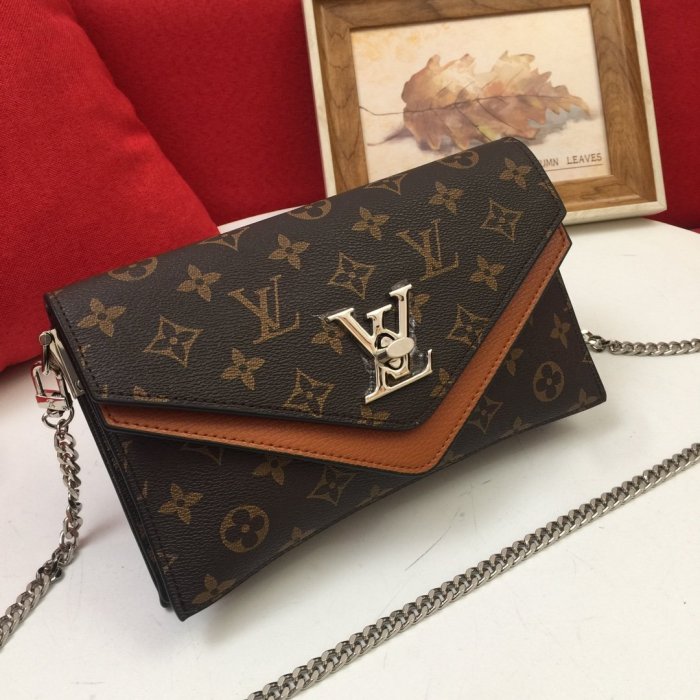 2021SS新作 Prada プラダ レディース ショルダーバックスーパーコピー