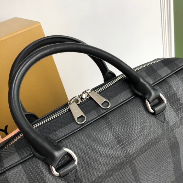 2020SS新作 Burberry バーバリー メンズ ハンドバックスーパーコピー