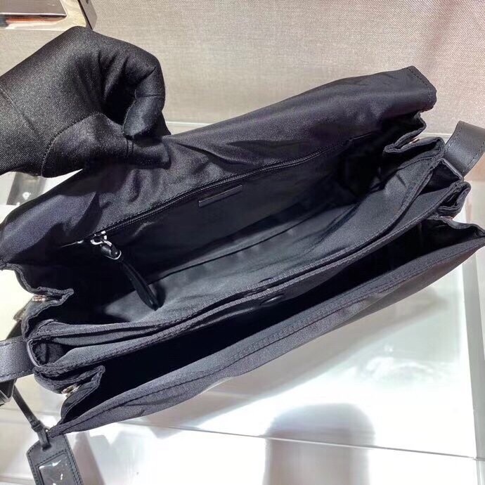 2021SS新作 メンズ Prada プラダショルダーバッグスーパーコピー