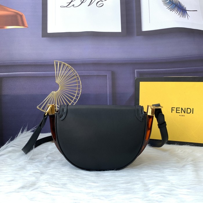 202106SS新作 FENDI フェンディ レディースショルダーバックスーパーコピー