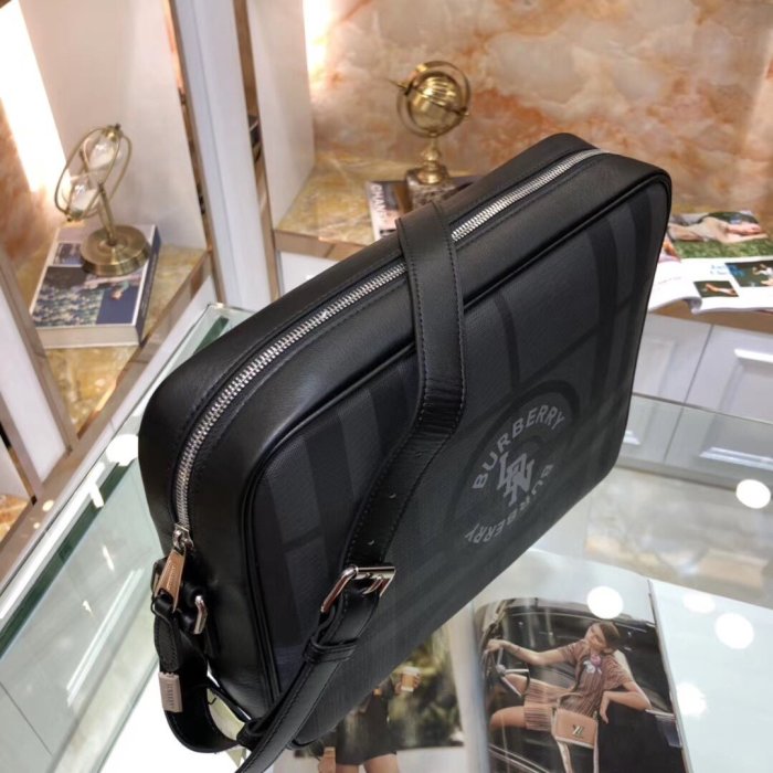 2020SS新作 Burberry バーバリー メンズ ショルダーバック スーパーコピー