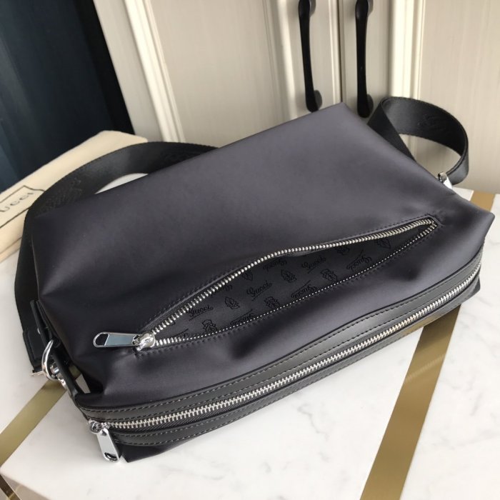 2021SS新作 Gucci グッチ メンズ ショルダーバックスーパーコピー