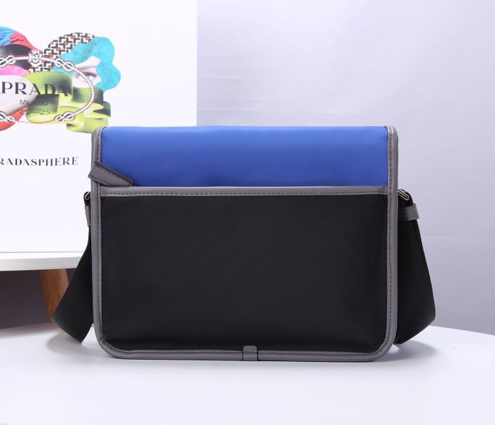 2021SS新作 メンズ Prada プラダショルダーバッグスーパーコピー