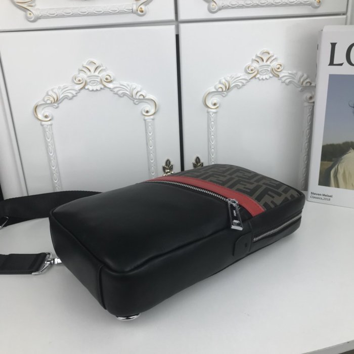 202103SS新作 FENDI フェンディ ショルダーバック スーパーコピー