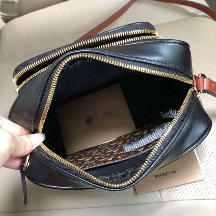 202103SS新作 Burberry バーバリー メンズ ショルダーバック スーパーコピー