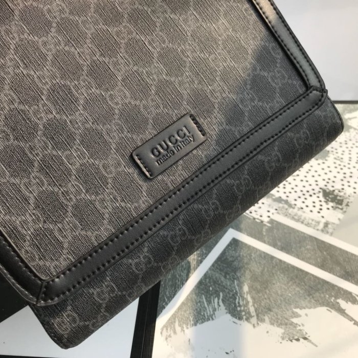 2021SS新作 Gucci グッチ メンズ ショルダーバックスーパーコピー