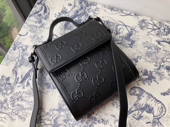 2020SS新作 Gucci グッチ メンズ ショルダーバックスーパーコピー