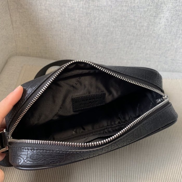 2021SS新作 Burberry バーバリー メンズ ショルダーバック スーパーコピー