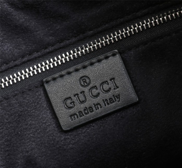 202105SS新作Gucci グッチ メンズ ショルダーバックスーパーコピー