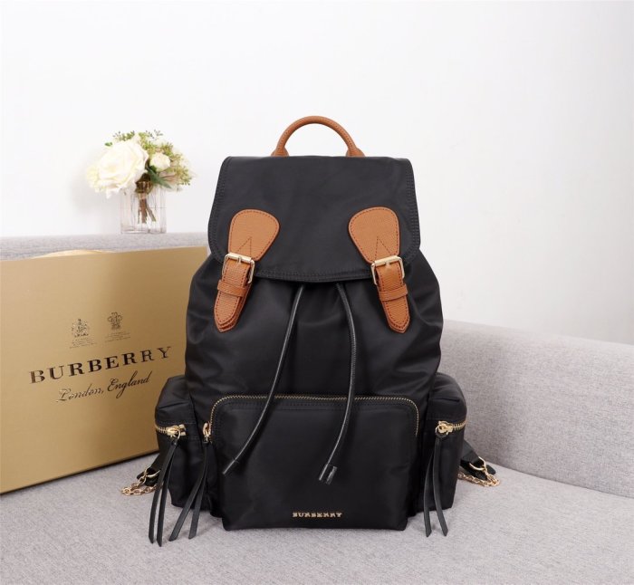 202103SS新作 Burberry バーバリー メンズリュックバックスーパーコピー