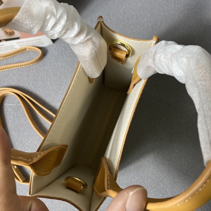 2020SS新作 Celine セリーヌ レディース ショルダーバック スーパーコピー