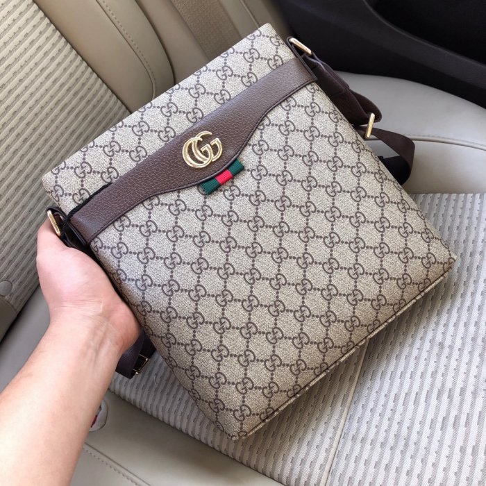 2020SS新作 Gucci グッチ メンズ ショルダーバックスーパーコピー