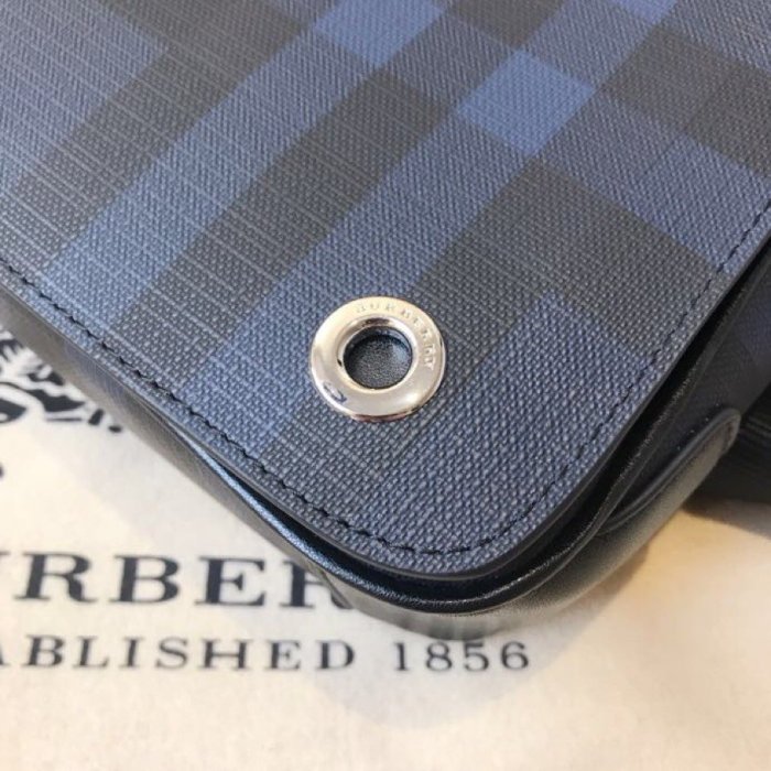 2020SS新作 Burberry バーバリー メンズ ショルダーバック スーパーコピー