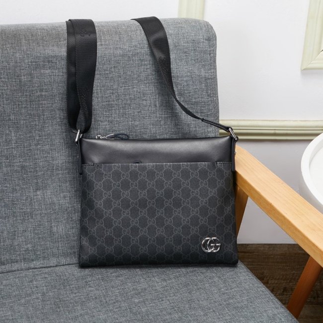 2020SS新作 Gucci グッチ メンズ ショルダーバックスーパーコピー