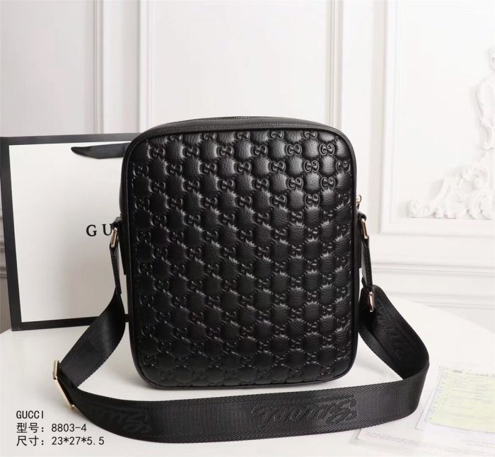 2020SS新作 Gucci グッチ メンズ ショルダーバックスーパーコピー
