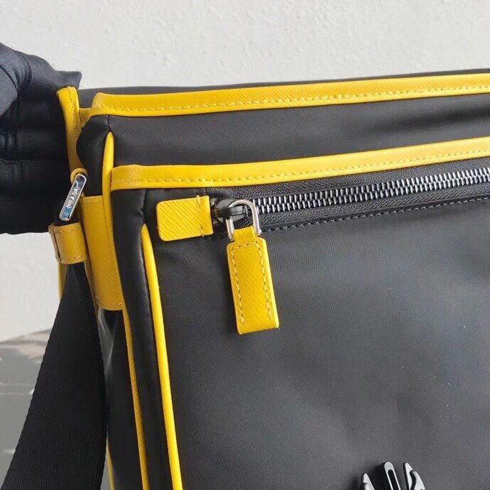2021SS新作 メンズ Prada プラダショルダーバッグスーパーコピー