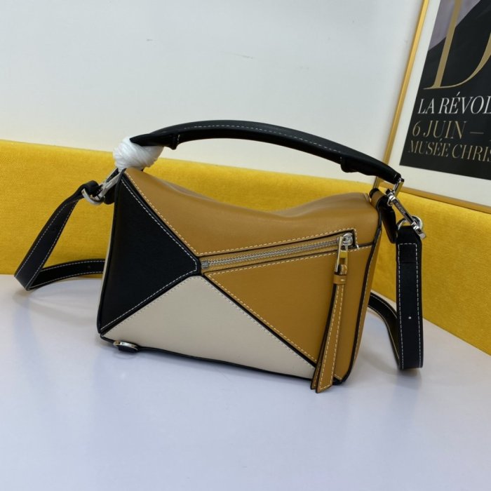 202106SS新作 LOEWE ロエベ レディース ショルダーバッグスーパーコピー