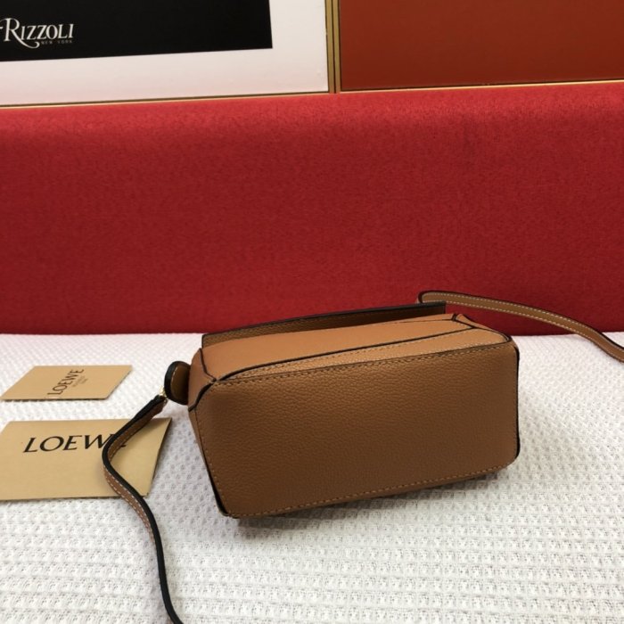 202106SS新作 LOEWE ロエベ レディース ショルダーバッグスーパーコピー
