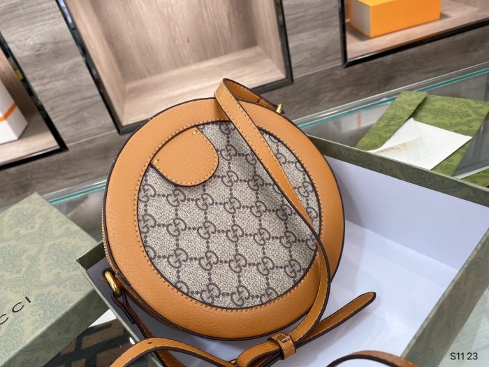 202103SS新作Gucci グッチ レディースショルダーバッグスーパーコピー