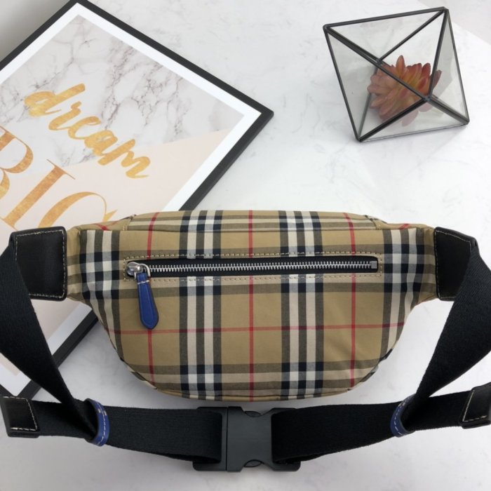 2020SS新作 Burberry バーバリー メンズ ショルダーバック スーパーコピー