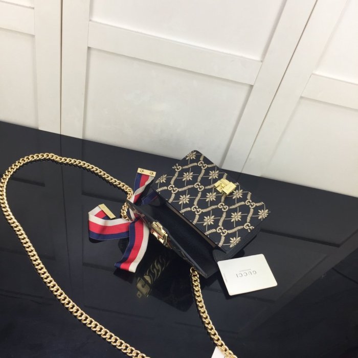 2020SS新作Gucci グッチ レディースショルダーバッグスーパーコピー