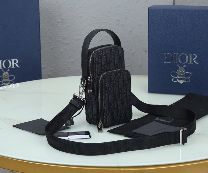 202103SS新作 Dior ディオール メンズ ショルダーバックスーパーコピー