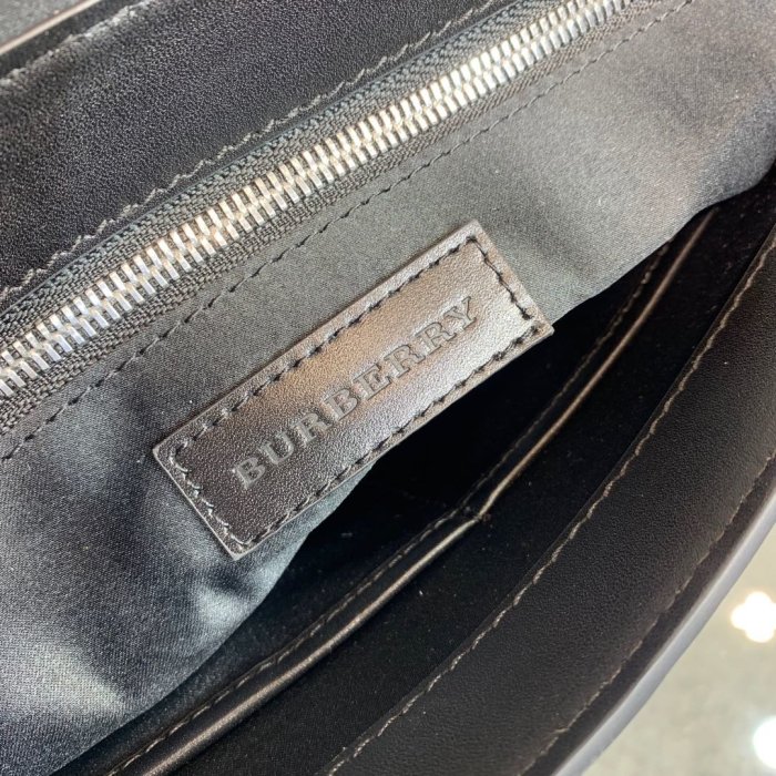 202103SS新作 Burberry バーバリー メンズ ショルダーバック スーパーコピー