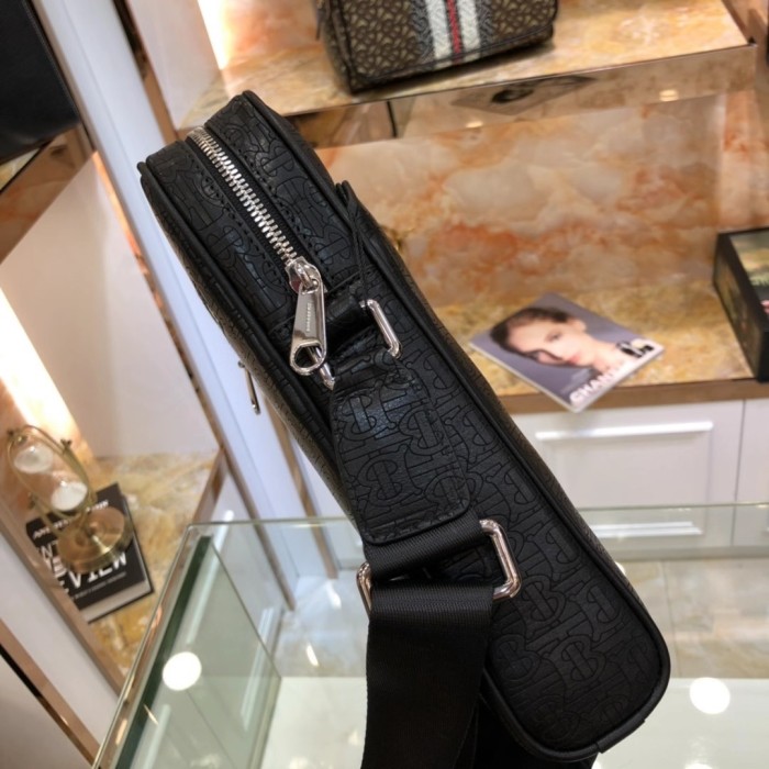 2021SS新作 Burberry バーバリー メンズ ショルダーバック スーパーコピー