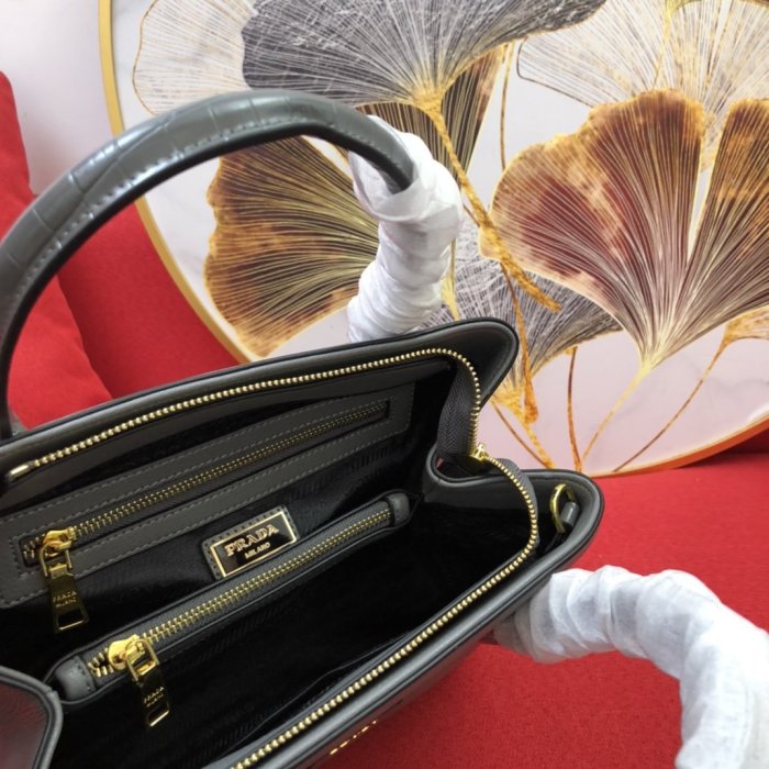 2021SS新作 Prada プラダ レディースハンドバックスーパーコピー